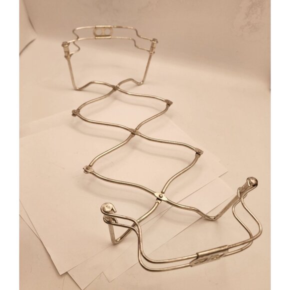 Rosti Expandable Trivet 15-Inch Italian Made For Any Dish Tray Or Bowl Holiday - Picture 7 of 10